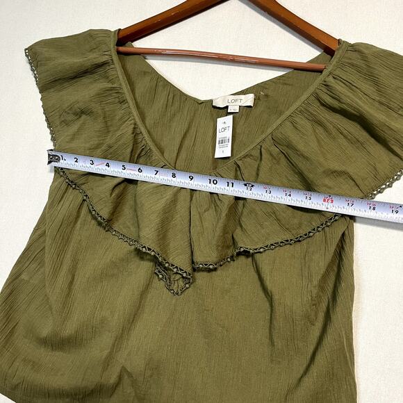 LOFT Women's‎ Green V-Neck Ruffle Flutter Sleeve Blouse Top - Size S - Picture 6 of 7